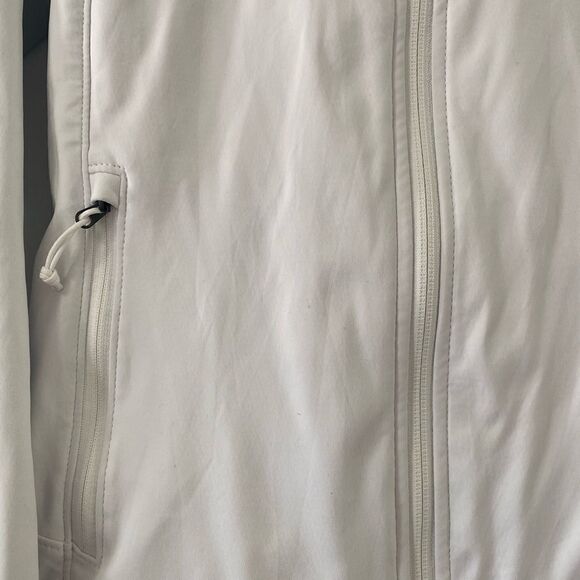 The North Face Women Jacket - Picture 9 of 10